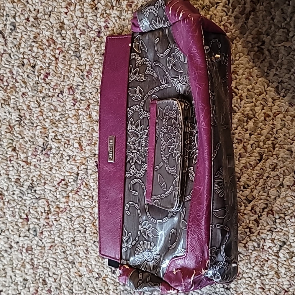 Miche And Shells - image 2